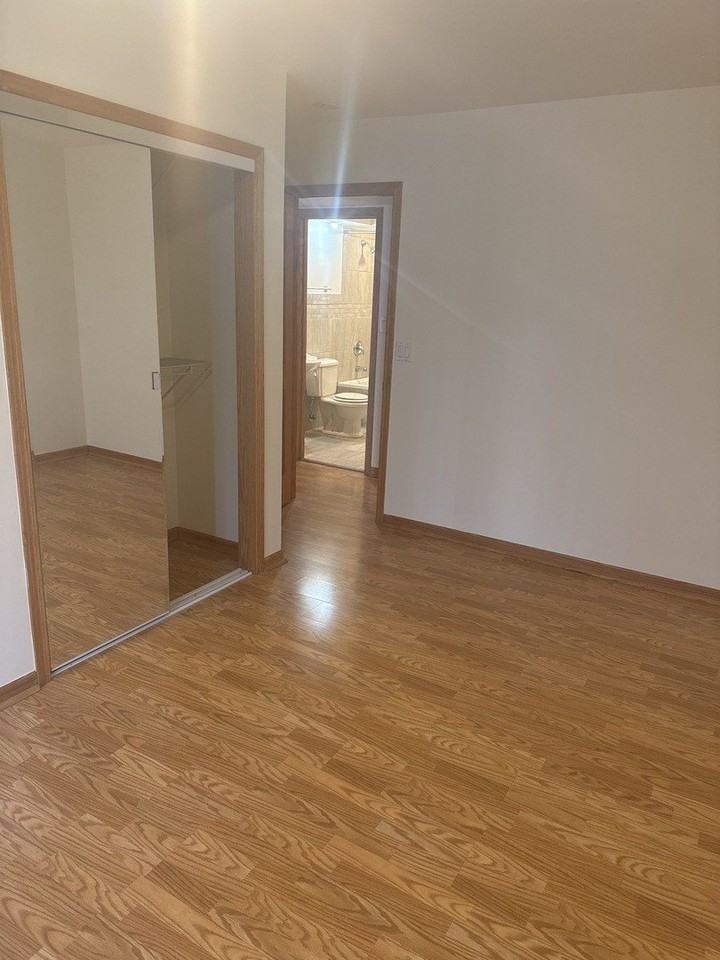 5721 Circle Dr #304 - Photo 7 of 10