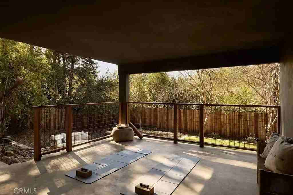 521 Fremont Dr - Photo 4 of 5