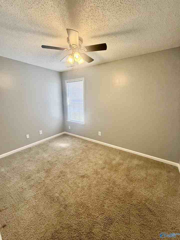 1501 Elizabeth Dr Sw - Photo 7 of 9