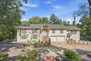 2214 Briarcliff Rd Se - Photo 1 of 1