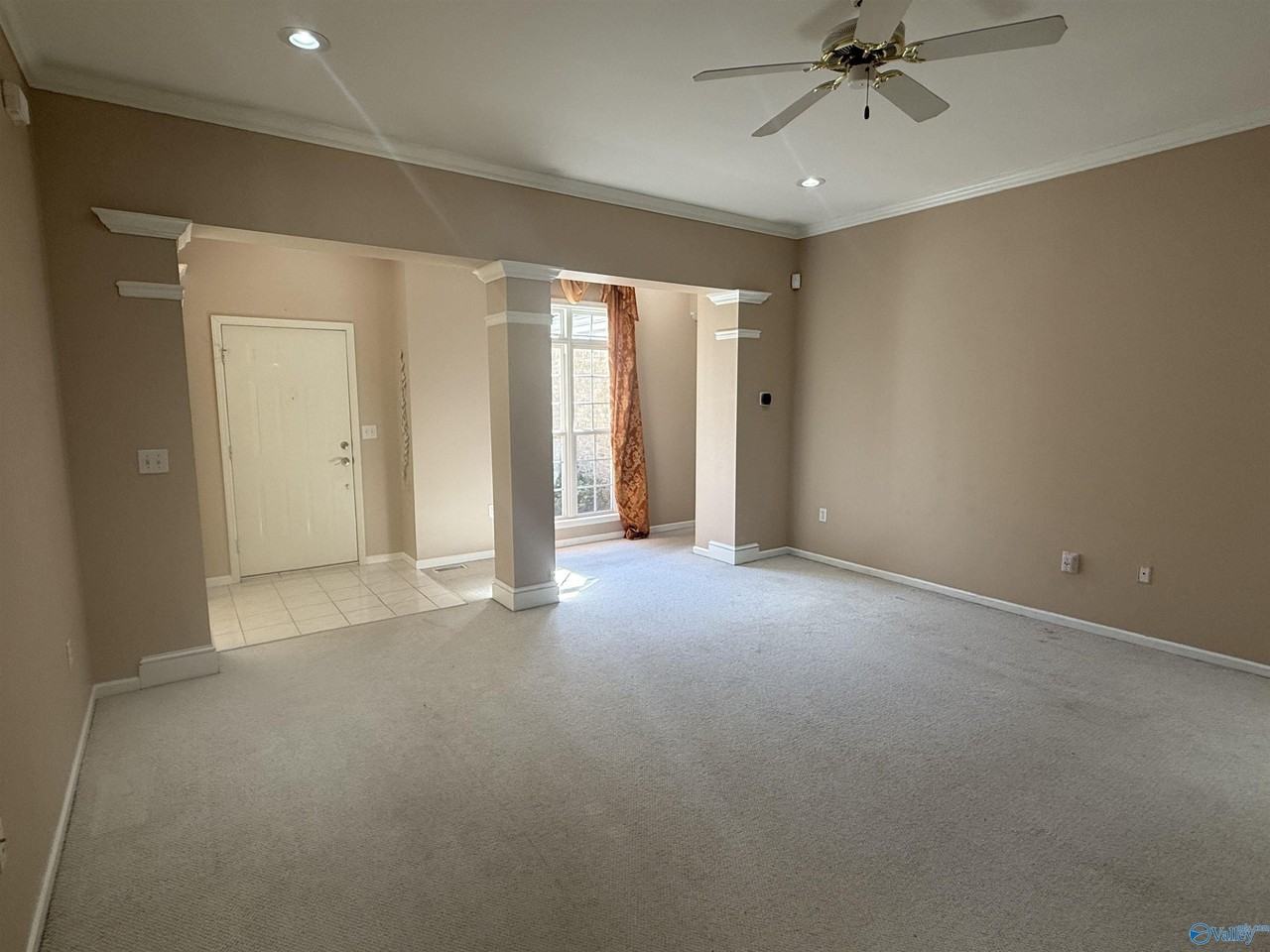 1719 Weymouth Ln Nw - Photo 3 of 17