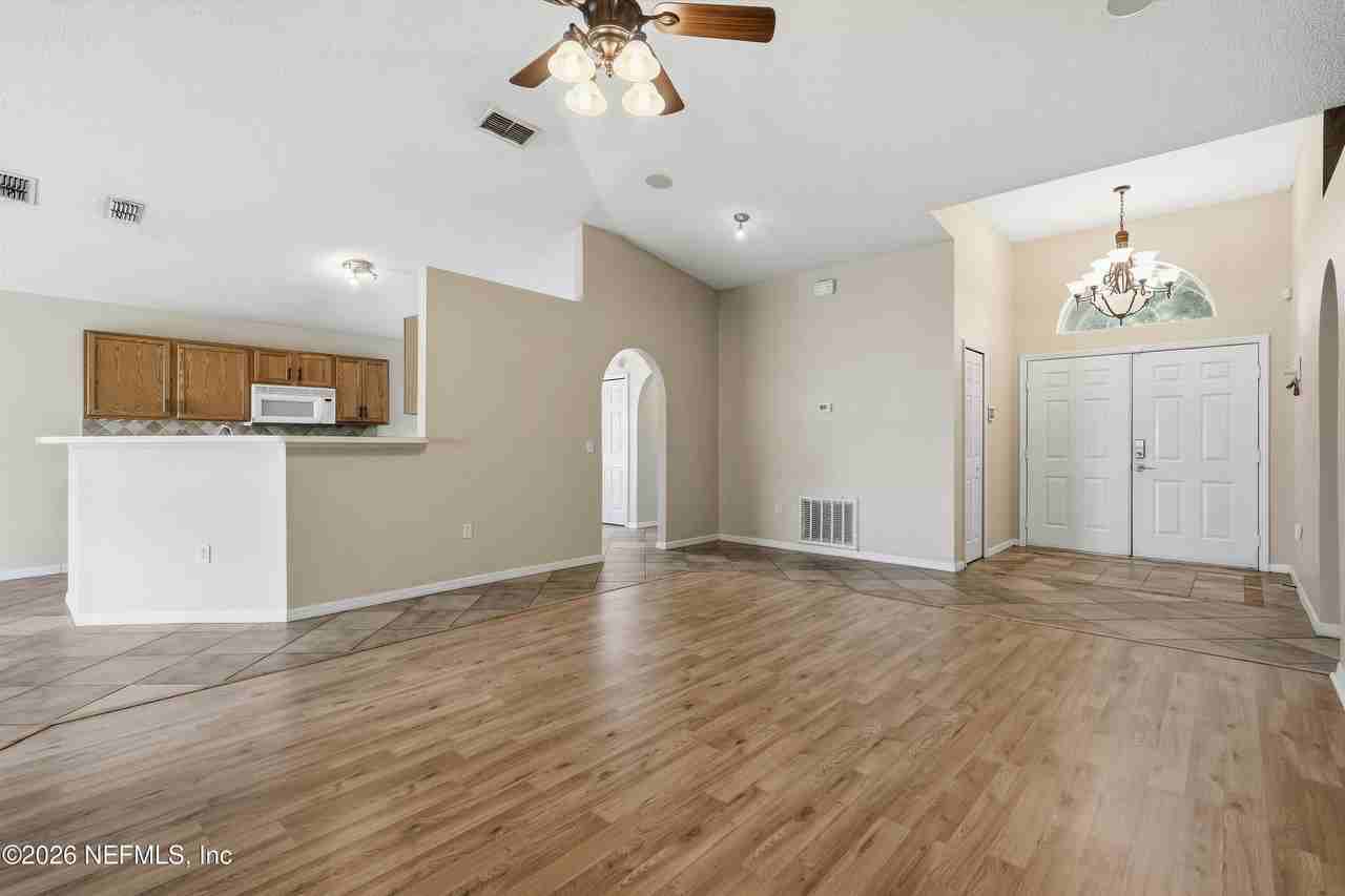 5571 Westland Station Rd - Photo 2 of 27