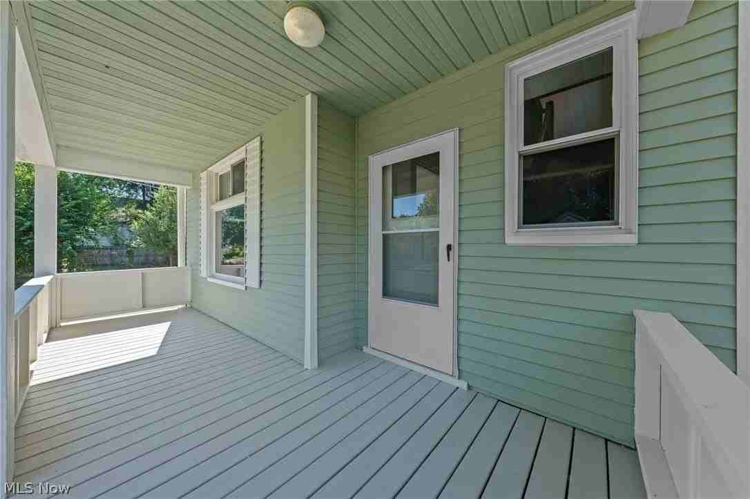 6209 Pear Ave - Photo 3 of 42