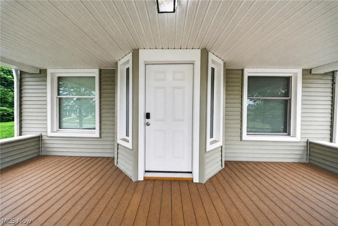 10524 Lee Ave - Photo 5 of 32
