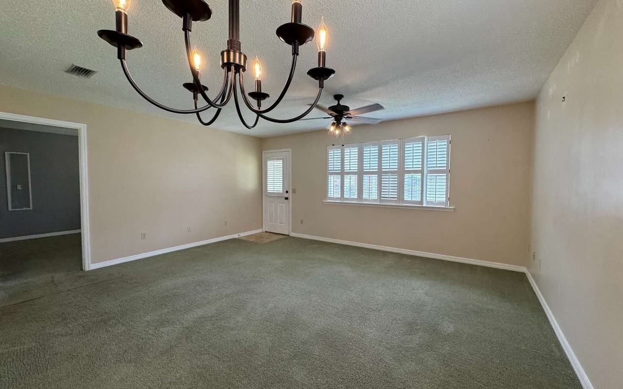 829 Tara Trace Cir Sw - Photo 3 of 15