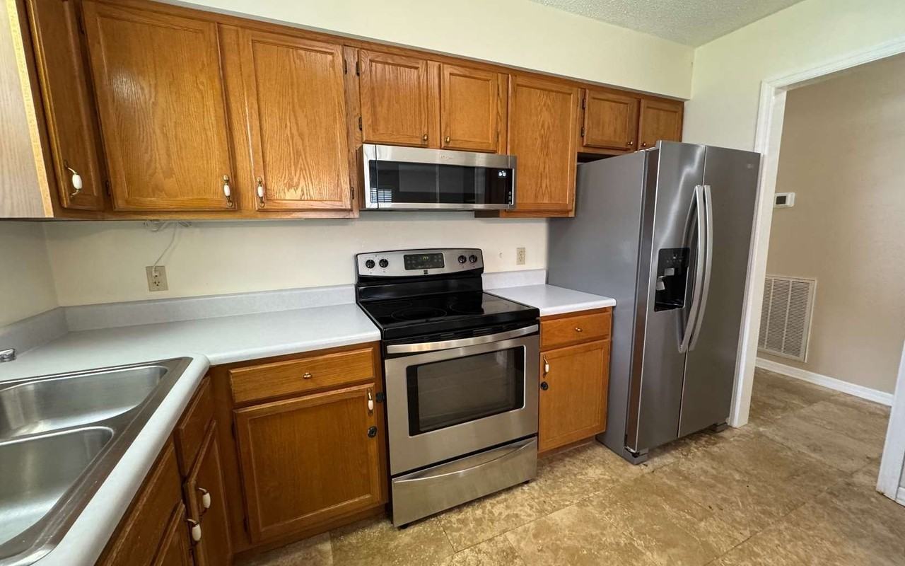 829 Tara Trace Cir Sw - Photo 4 of 15