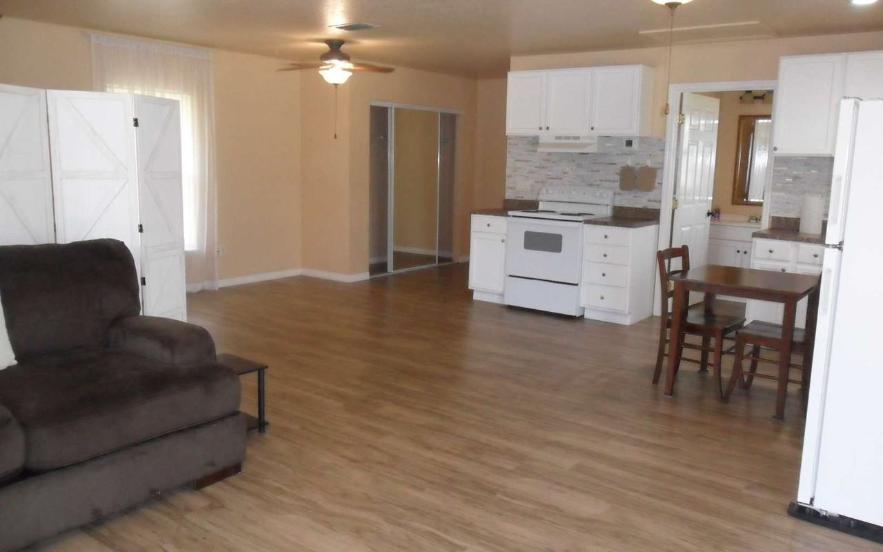 950 Sw Morning Star Gln - Photo 3 of 12