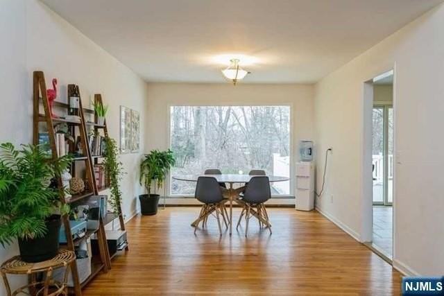 165 Grant Ave - Photo 5 of 20