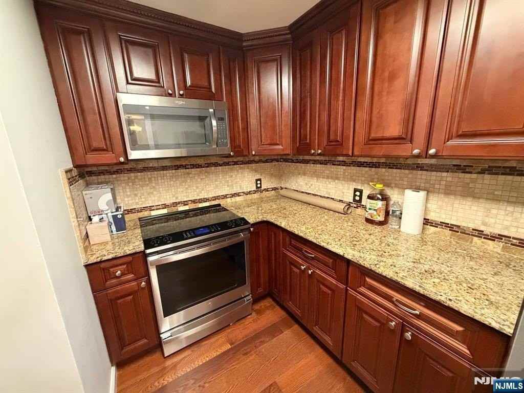 200 Grand Cove Way #3H - Photo 6 of 16