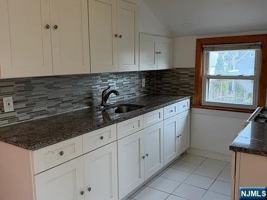 featured image of 179 Trimble Ave