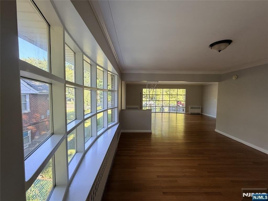 1069 Palisade Ave - Photo 6 of 24