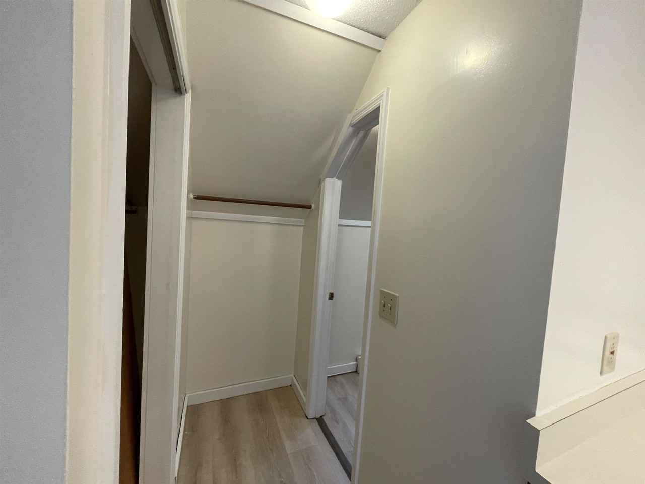 37 Killington Ave #8 - Photo 6 of 7