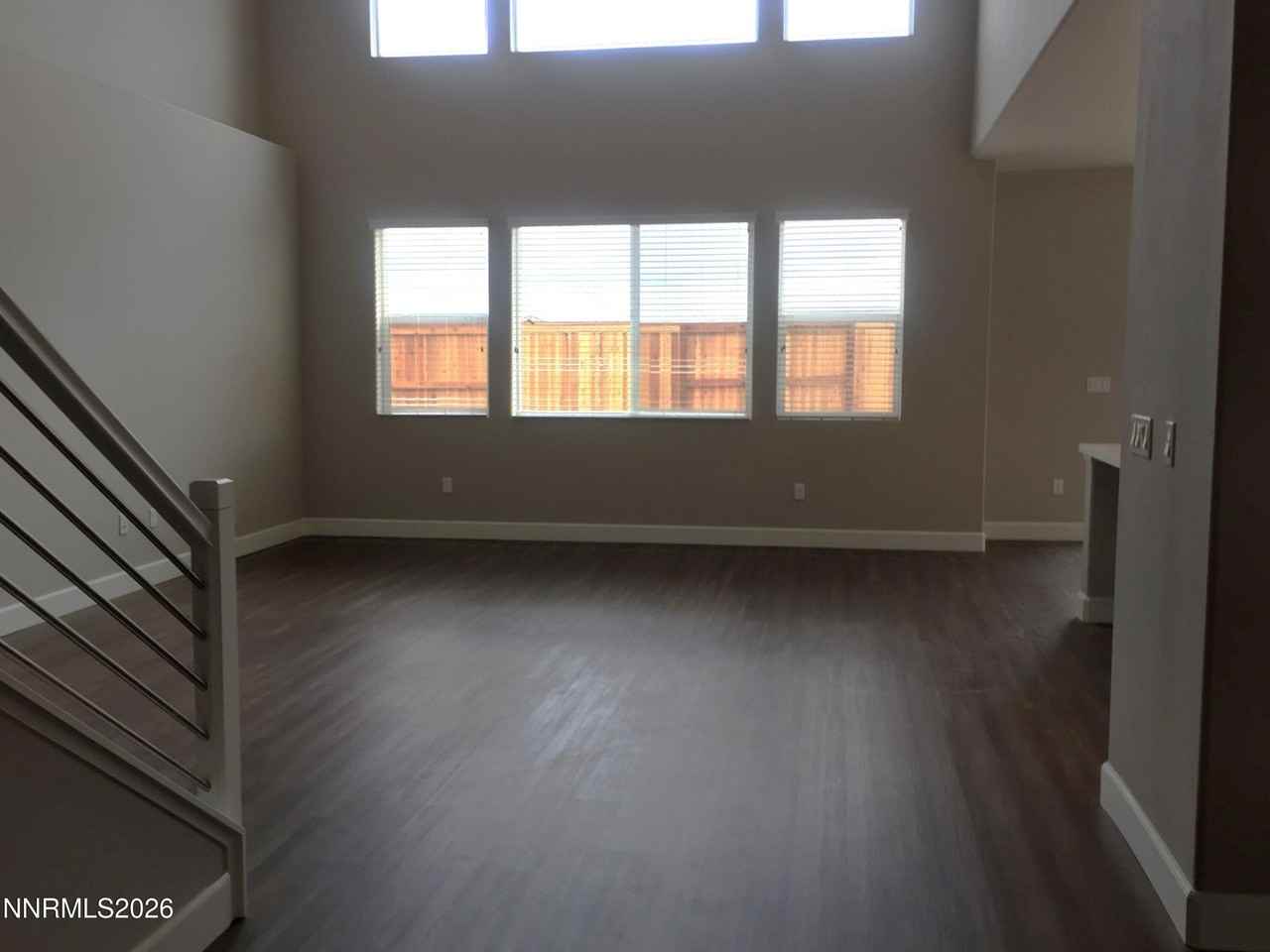 1206 Silver Coyote Dr - Photo 3 of 9