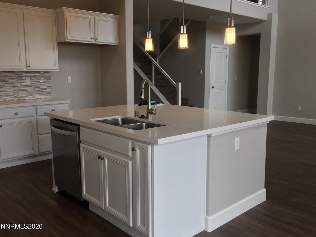 1206 Silver Coyote Dr - Photo 6 of 9