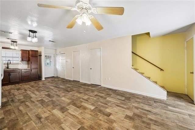 4360 Stumberg Ln - Photo 4 of 16