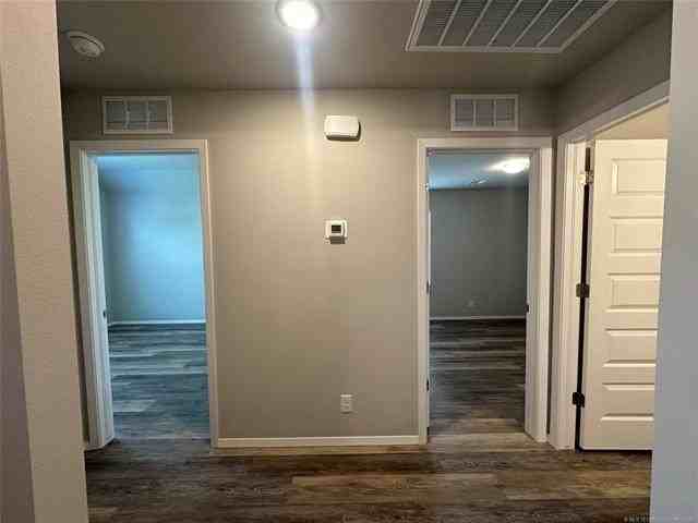 12407 N 132nd East Ave - Photo 3 of 41