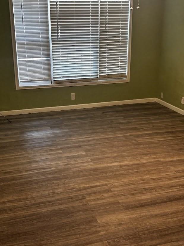 202 E Carolyn Dr - Photo 2 of 18