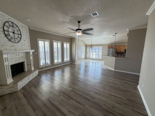 3612 Cedar Creek Ln - Photo 2 of 16