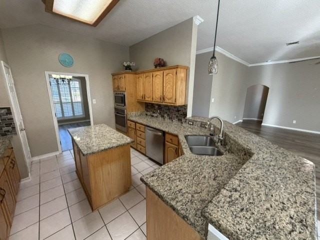 3612 Cedar Creek Ln - Photo 4 of 16