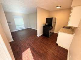 featured image of 1037 E Tucker St #102