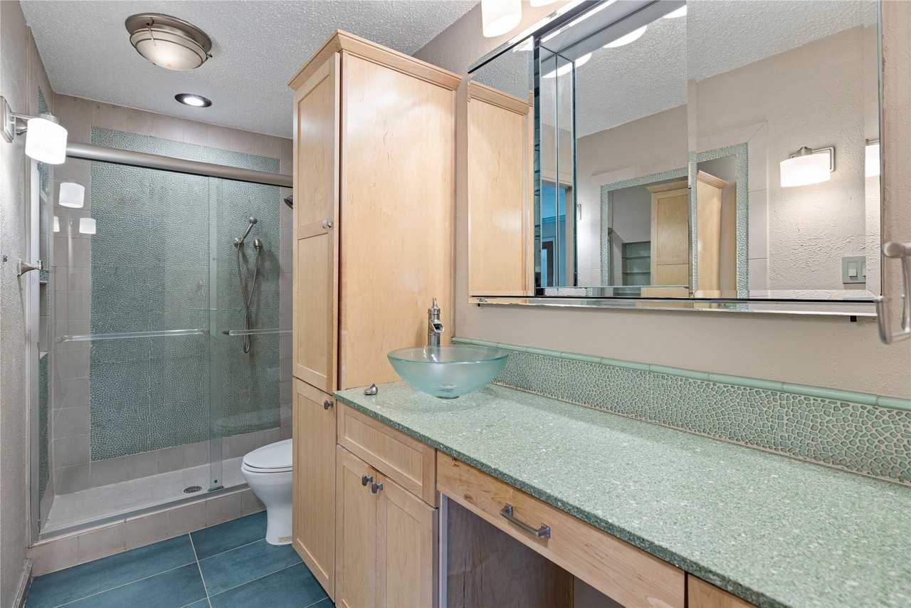 4240 Madera Rd #4 - Photo 6 of 29