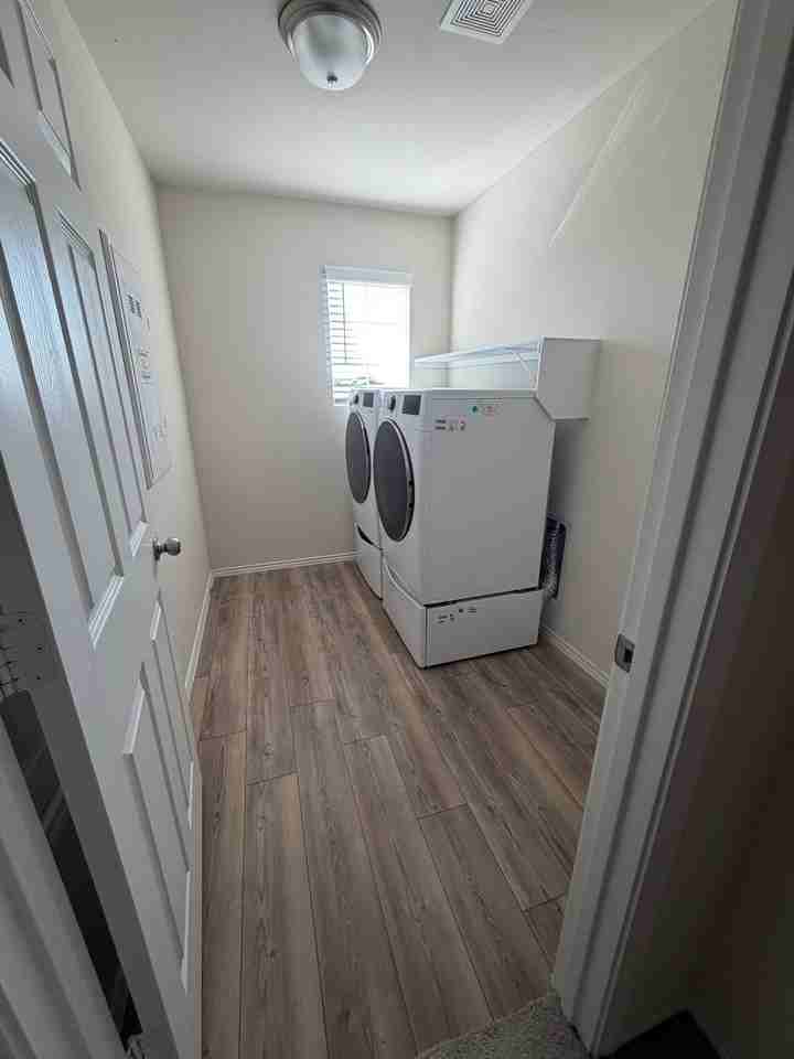 857 Ozark Path - Photo 2 of 27