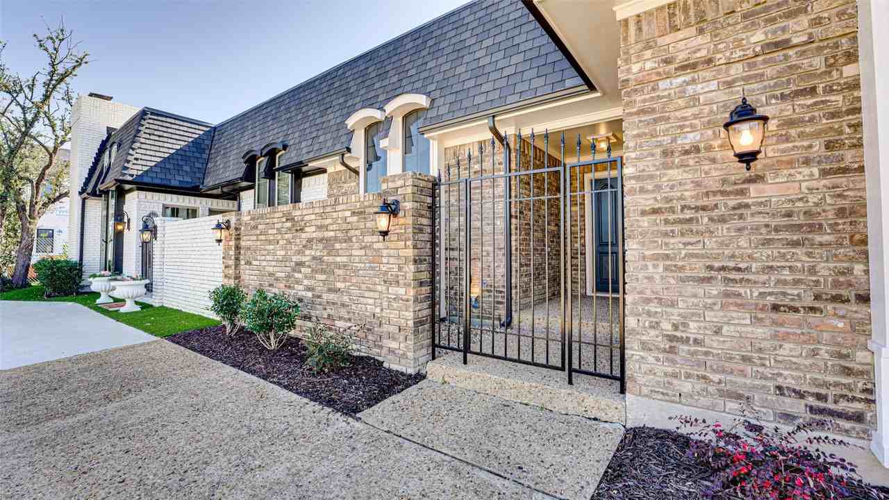5818 Orchid Ln - Photo 2 of 36