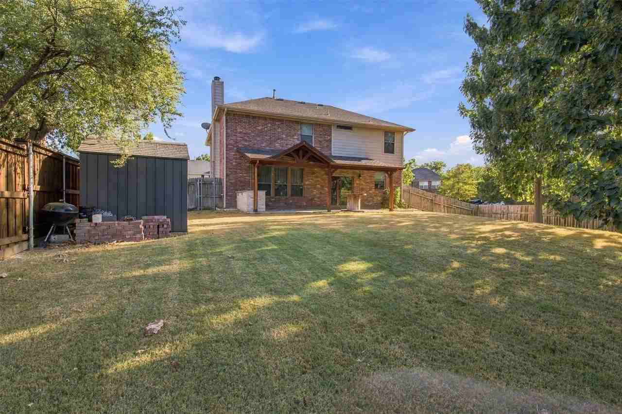 2419 Pheasant Run - Photo 4 of 29