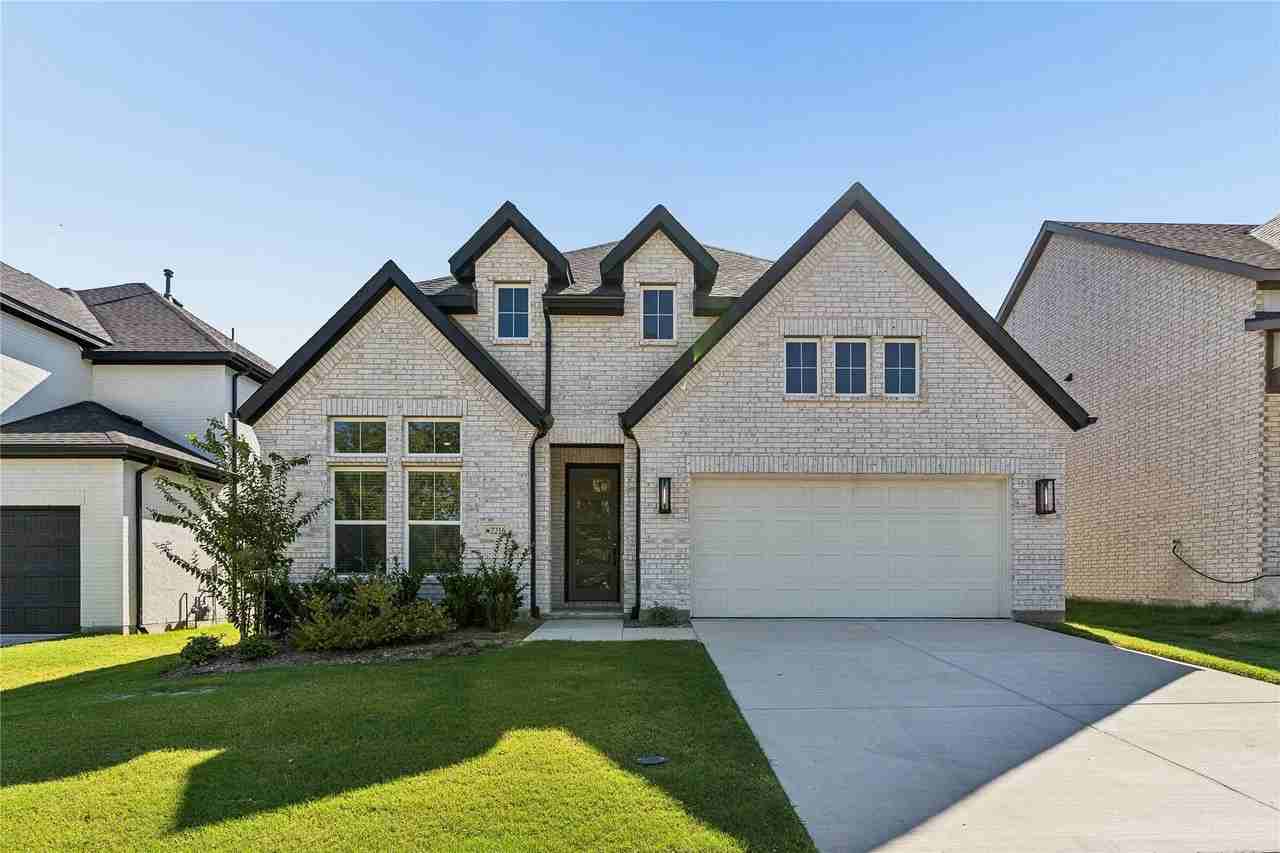 2216 Lakelet Dr - Photo 2 of 39