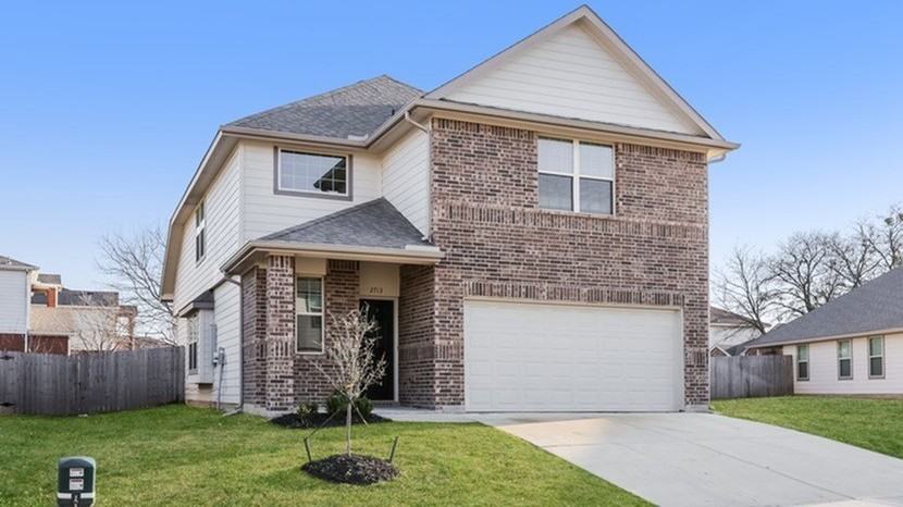 2713 Bear Oak Dr