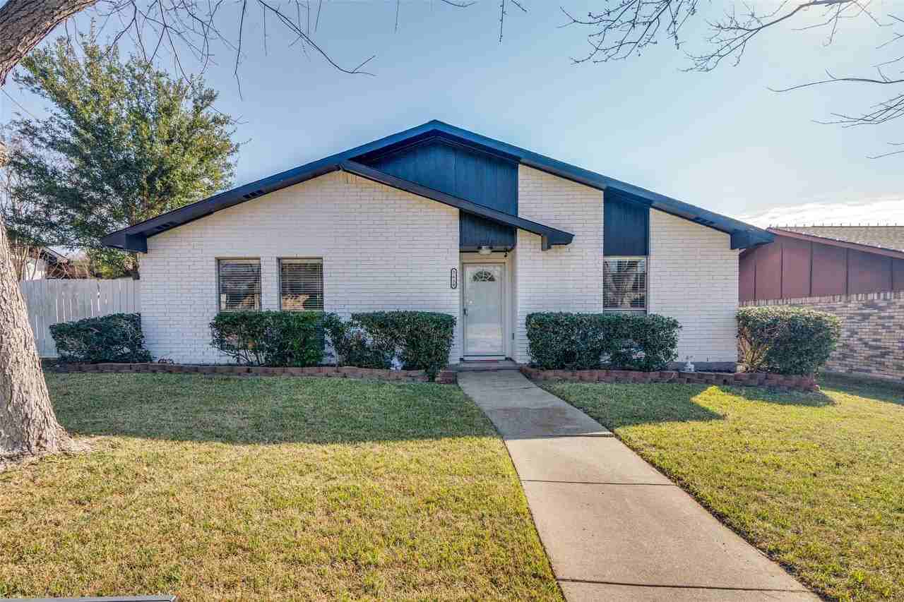 3630 Dumas Trl - Photo 2 of 12