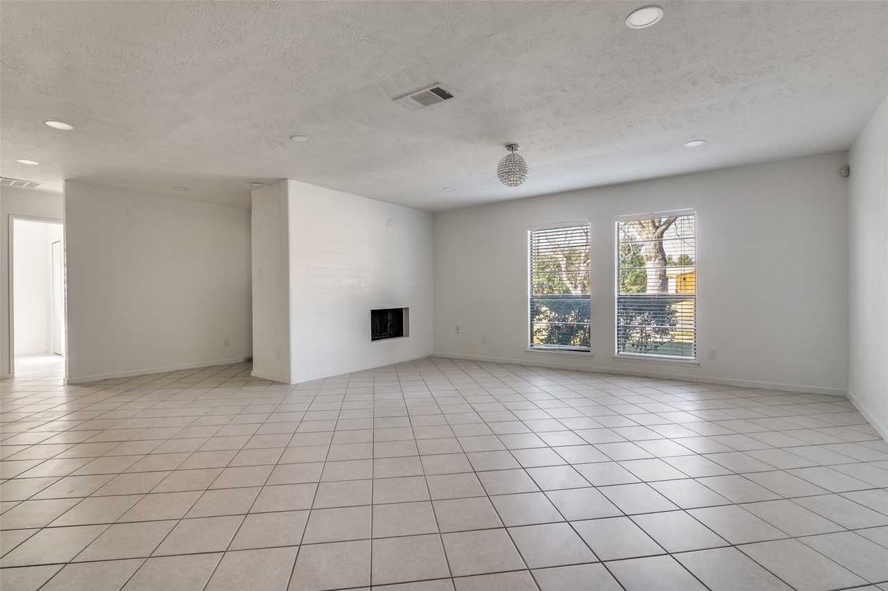 3630 Dumas Trl - Photo 5 of 12