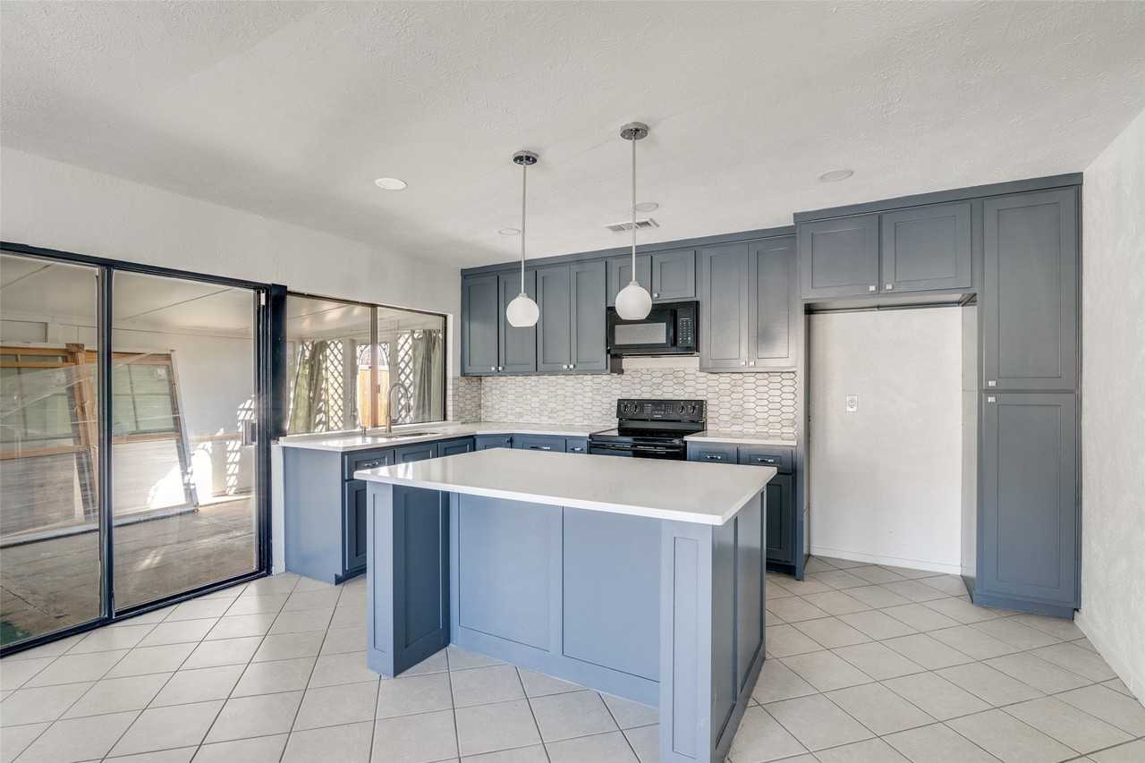 3630 Dumas Trl - Photo 6 of 12