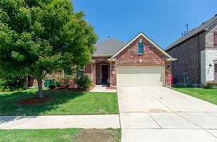 featured image of 1404 Suttonview Dr