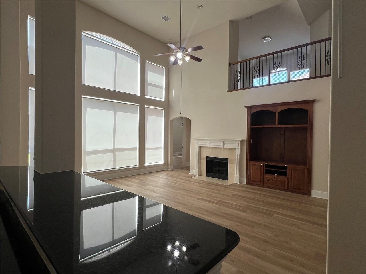 1228 Sandy Shore Rd - Photo 4 of 20