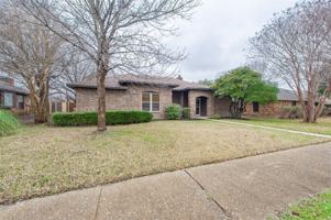 featured image of 2901 Hampshire Dr