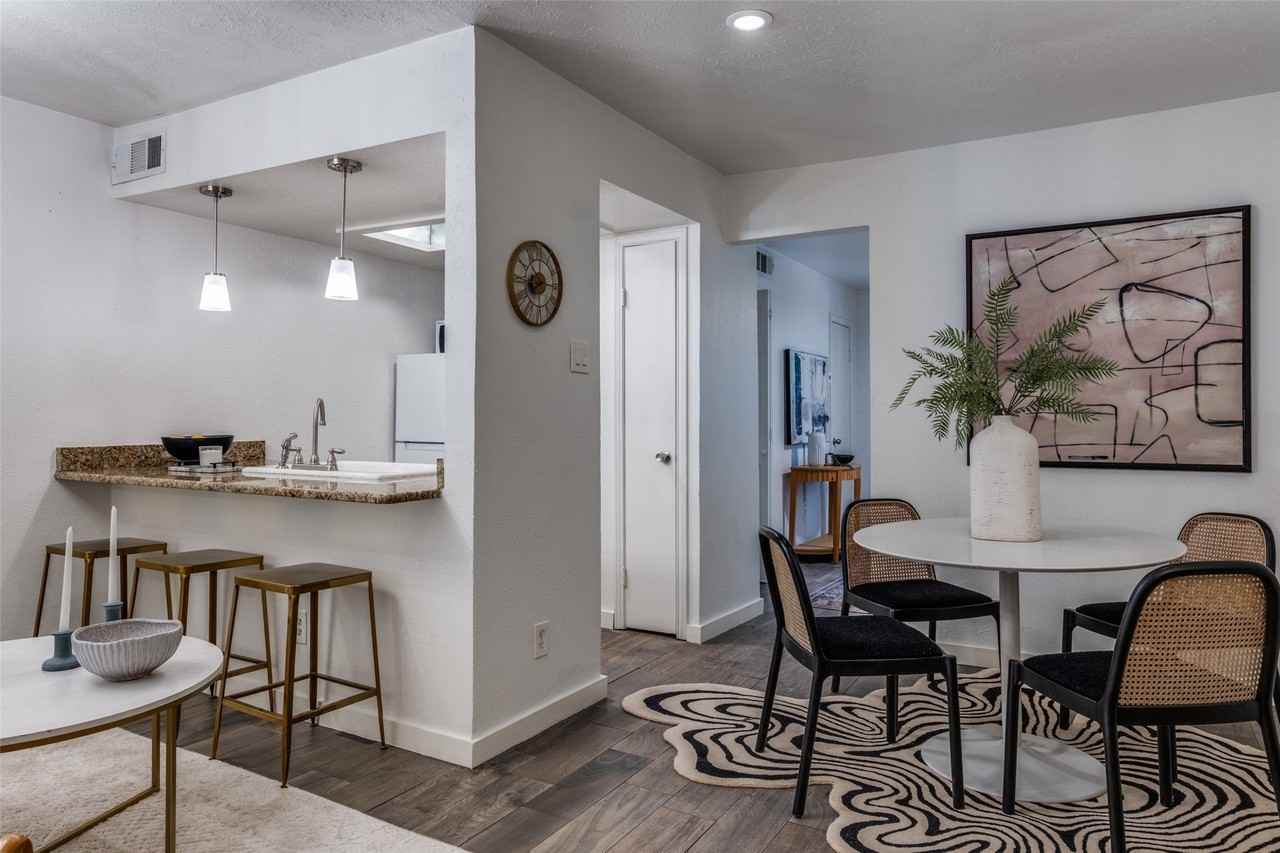 4525 Gilbert Ave #204 - Photo 3 of 23