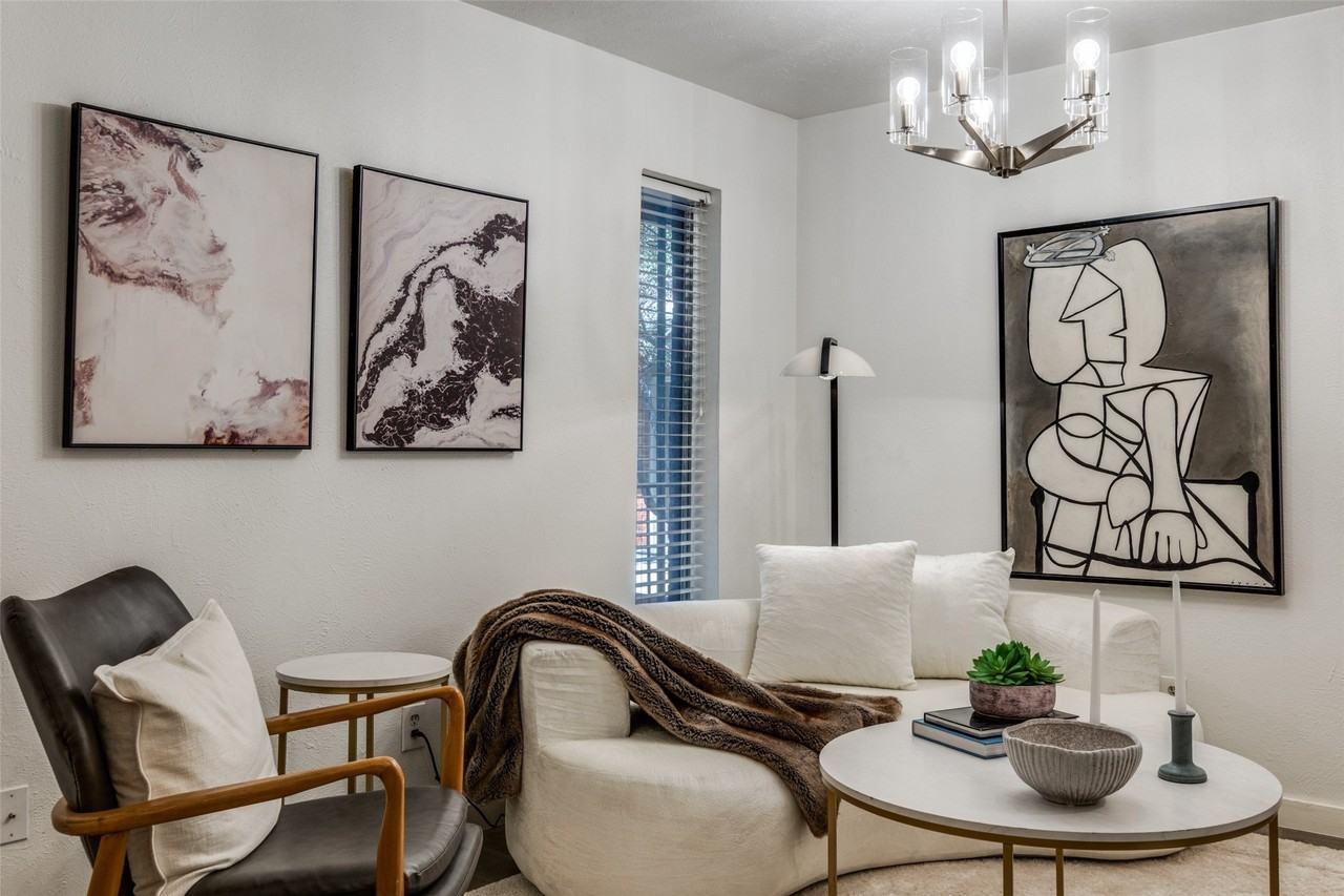 4525 Gilbert Ave #204 - Photo 4 of 23