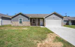featured image of 405 Whitney Ct