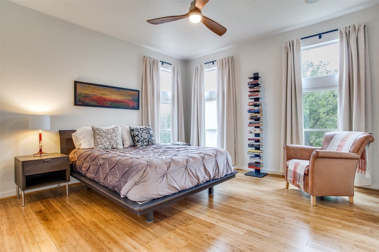 4010 Gilbert Ave #A - Photo 6 of 17
