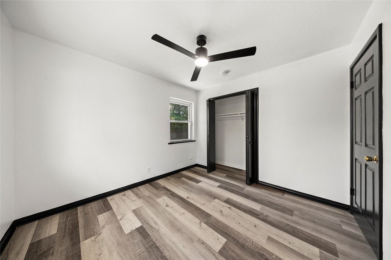 5316 Ammons St - Photo 3 of 25