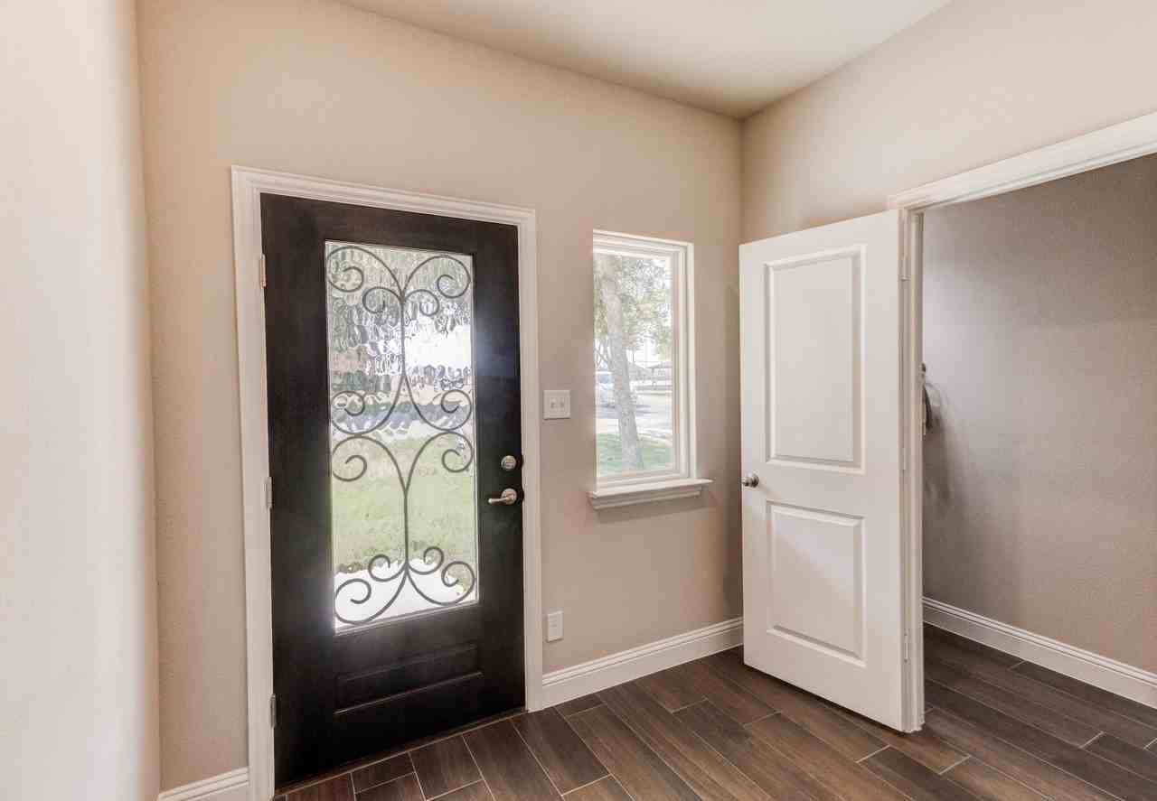 789 Wa Denton Dr - Photo 6 of 30