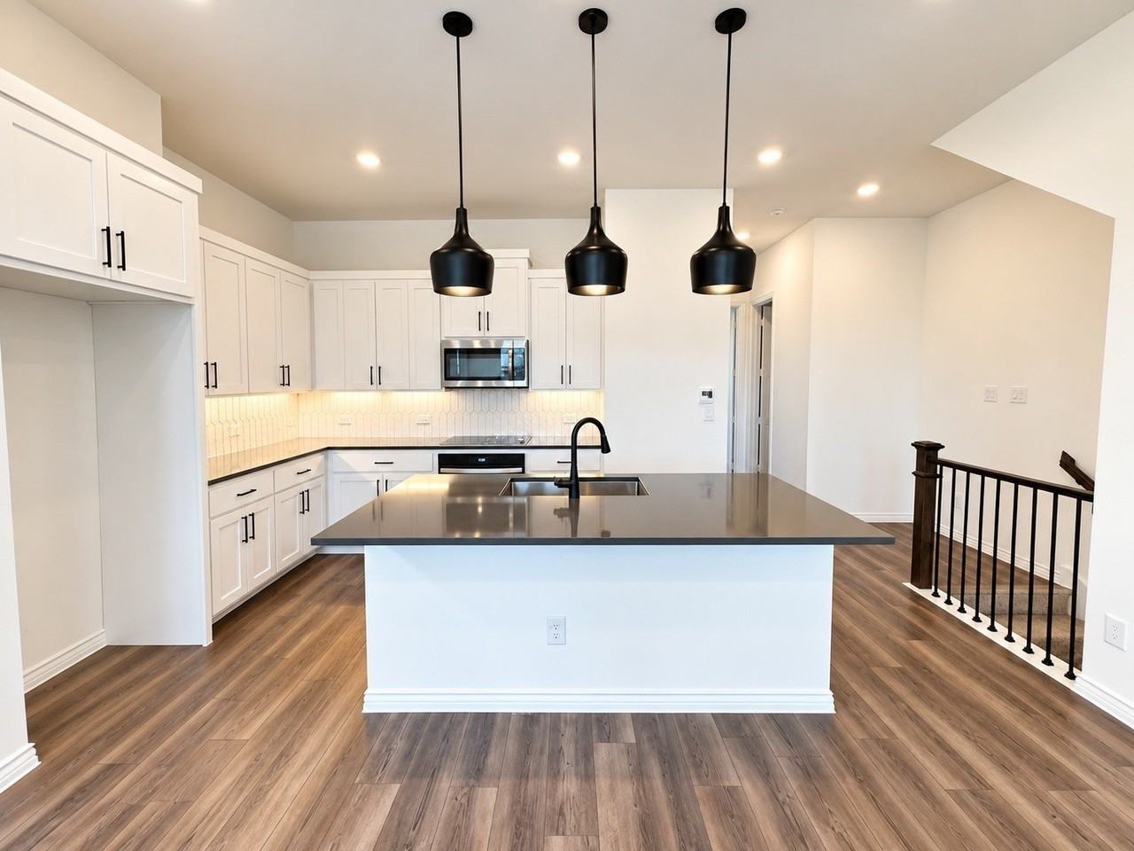4708 Craymore Rd - Photo 5 of 13