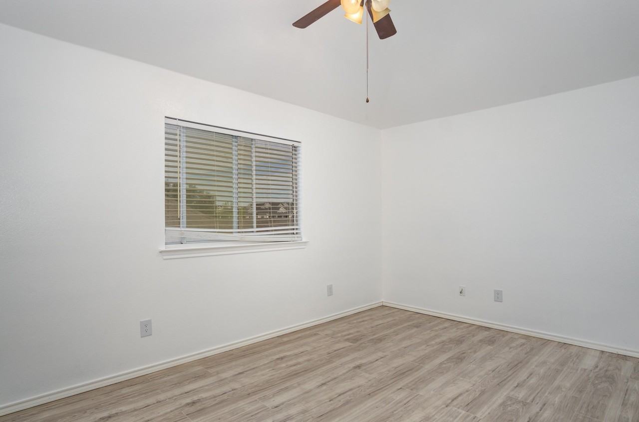 4704 Carolina Trace Trl - Photo 6 of 25