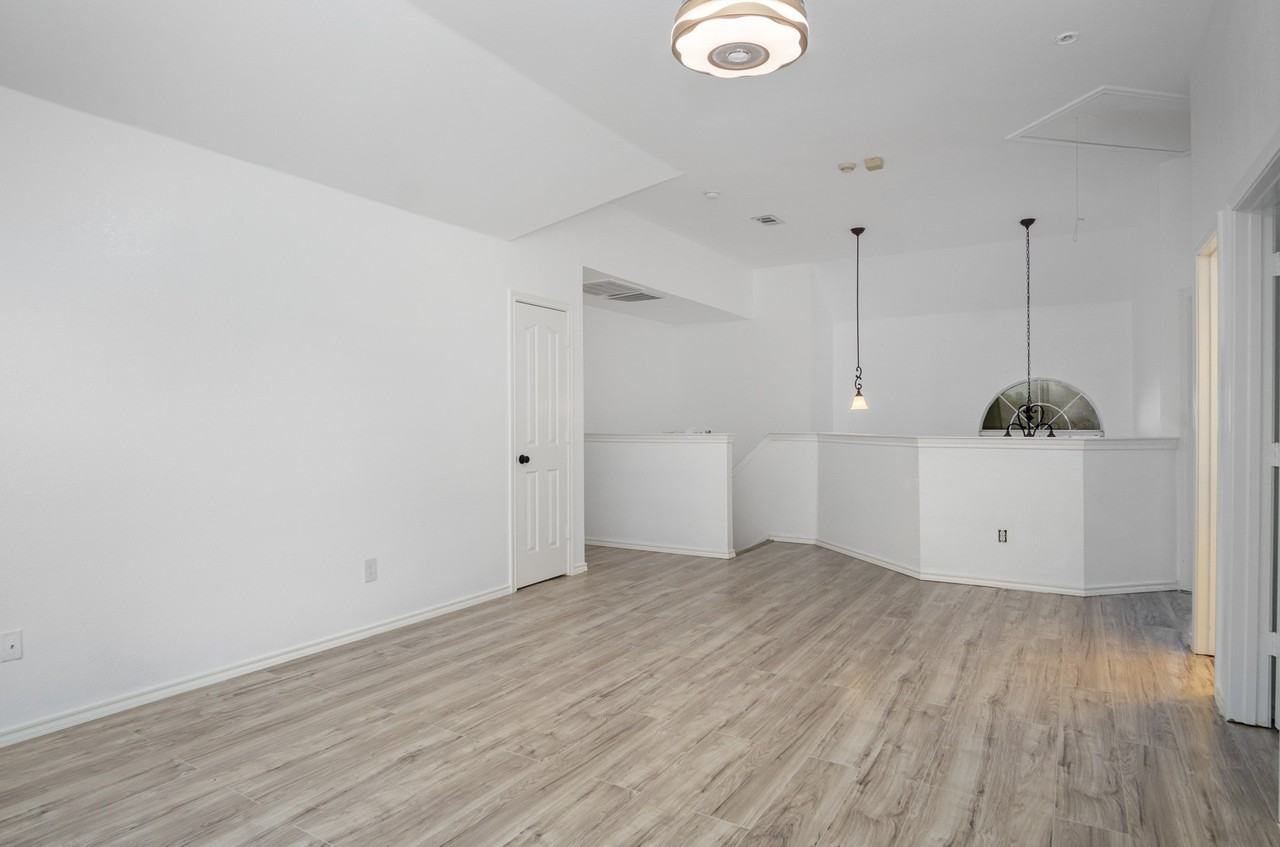 4704 Carolina Trace Trl - Photo 7 of 25