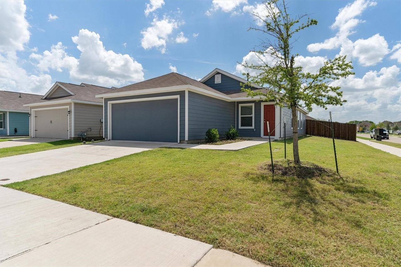 7781 Ruellia Rd - Photo 2 of 17