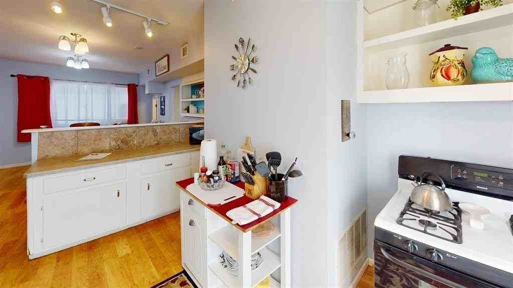 1531 Beck Ave - Photo 7 of 23