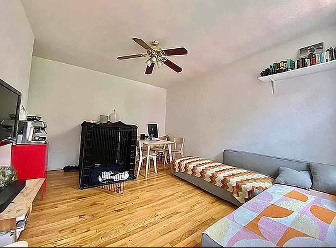 70 W 71st St #3B - Photo 3 of 9