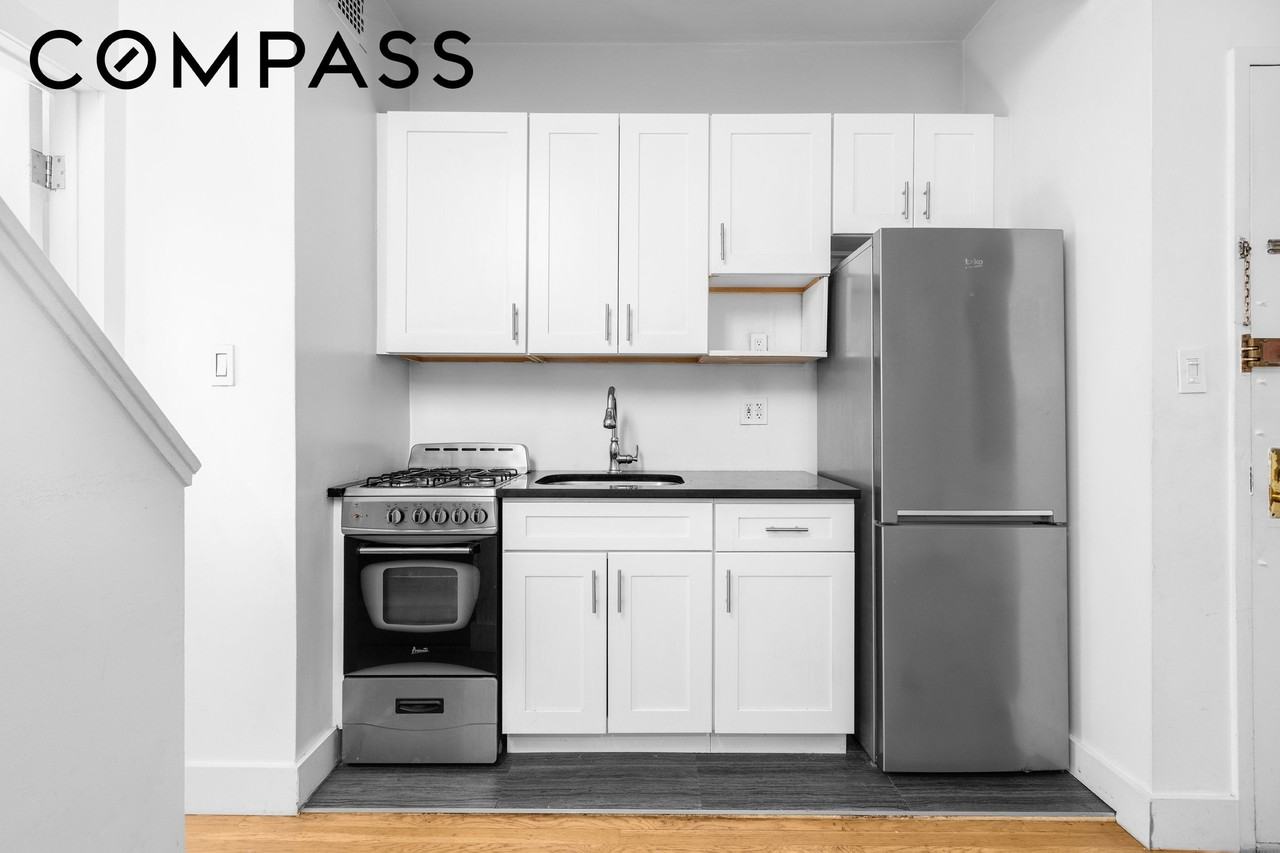 1582 York Ave #5B - Photo 5 of 13