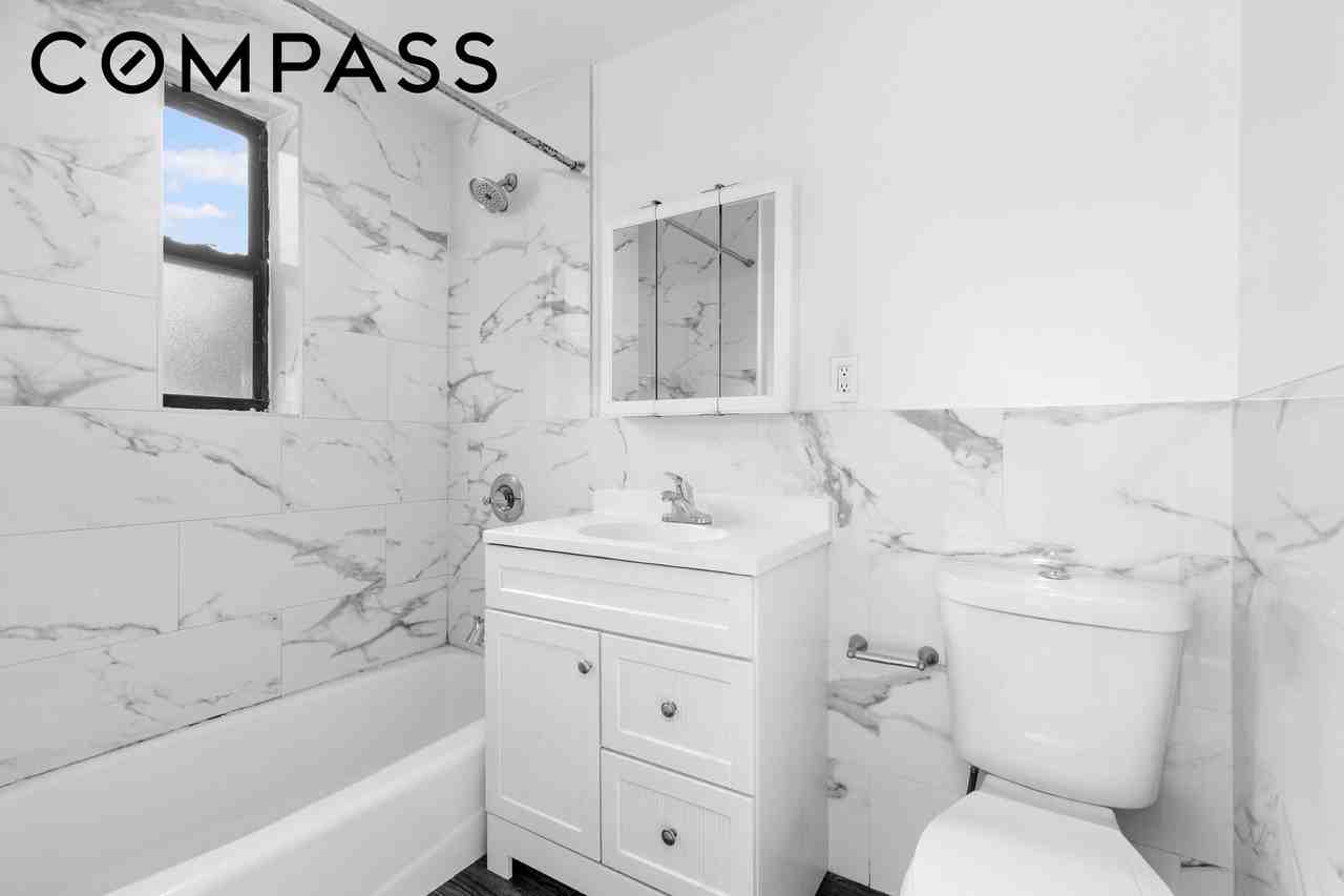1582 York Ave #5B - Photo 6 of 13